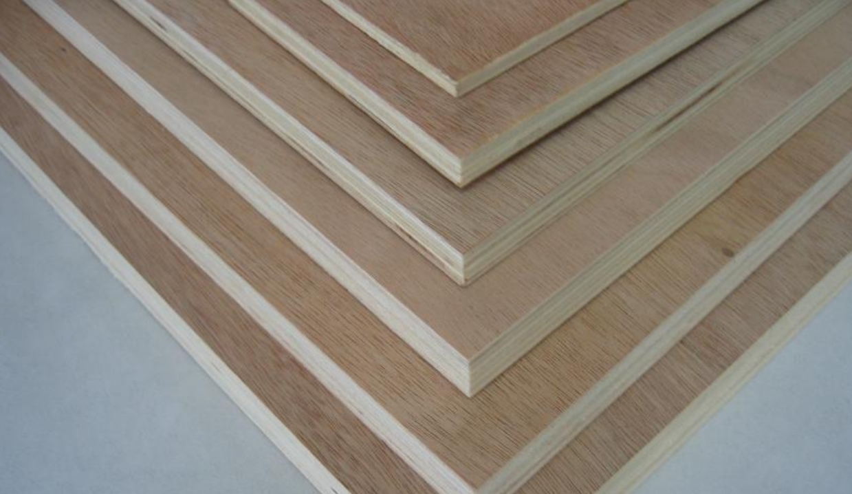 How to guarantee the quality of black film surface laminated plywood?